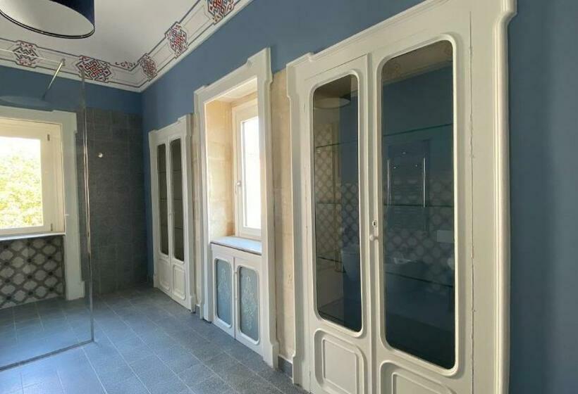 اتاق لوکس با بالکن, Lanterne Magiche Ortigia Suites