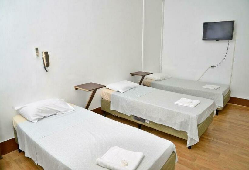 חדר אקונומי לשלושה, Palácio   Próx Ao Hospital Santa Casa