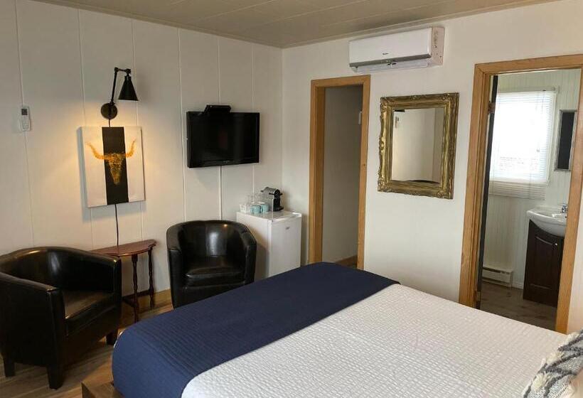 Номер Стандарт с Балконом, Hôtel Motel Vagues Vertes