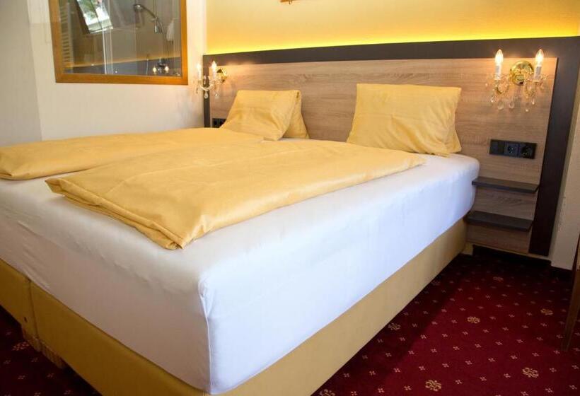 Номер Стандарт Вид на Озеро, Villa Desiree   Hotel Garni   Adults Only