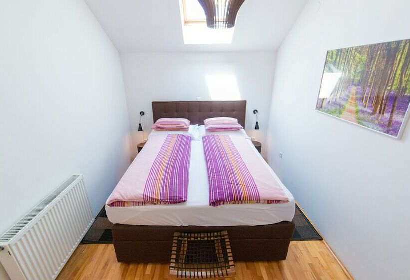 اتاق استاندارد, B&b Tara Garden