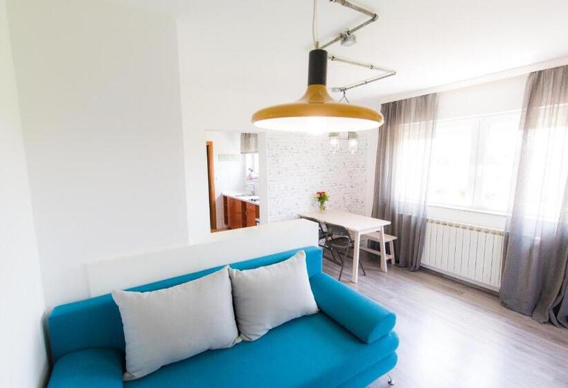 آپارتمان 1 خوابه با چشم‌انداز باغ, B&b Tara Garden