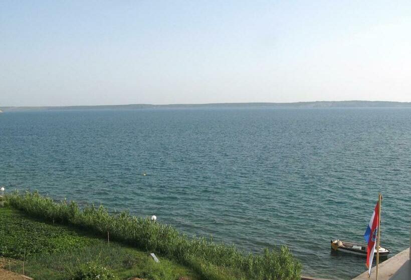 Номер Стандарт, Vila 4m