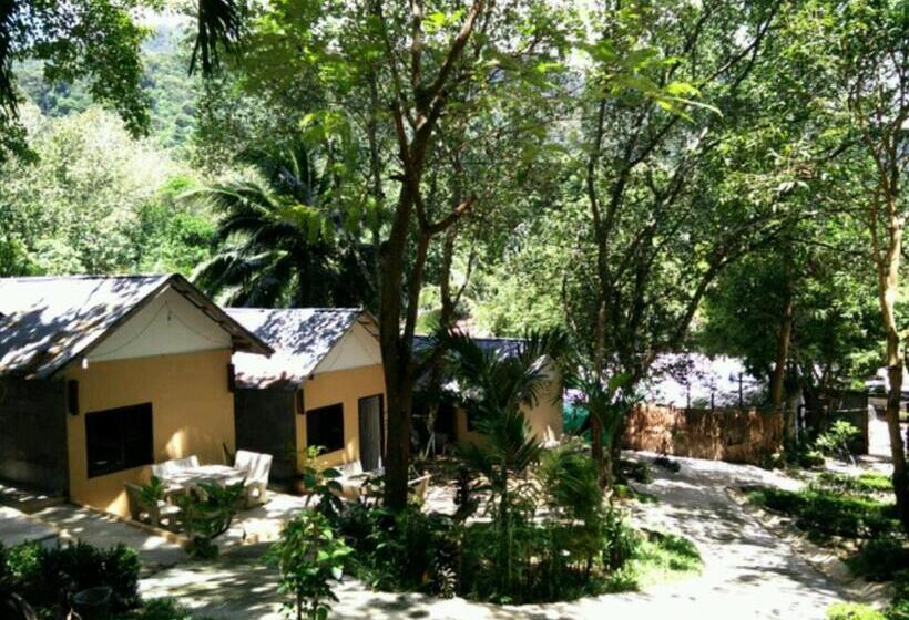 بانگلوی استاندارد, Tuk Tuk Guesthouse