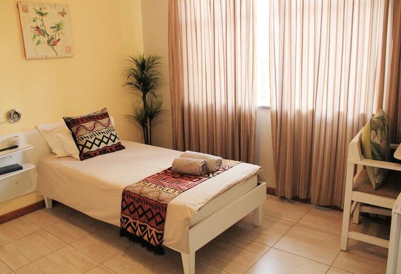 اتاق استاندارد یک نفره, Omaruru Guesthouse