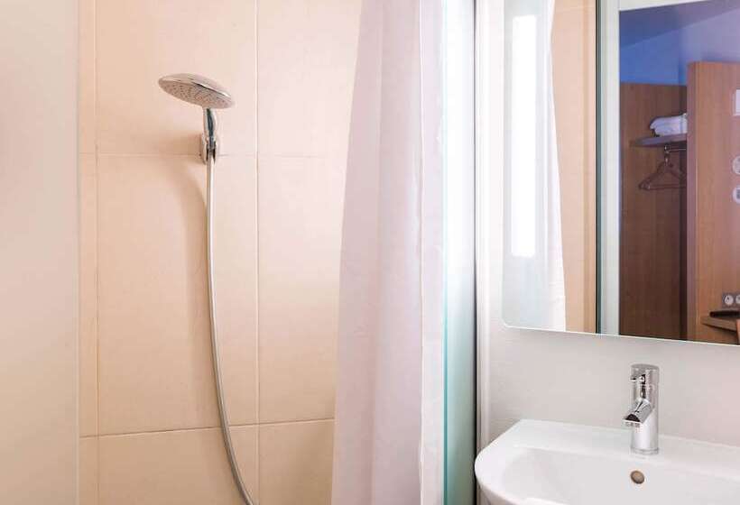 اتاق استاندارد, B&b Hotel Bourges 1