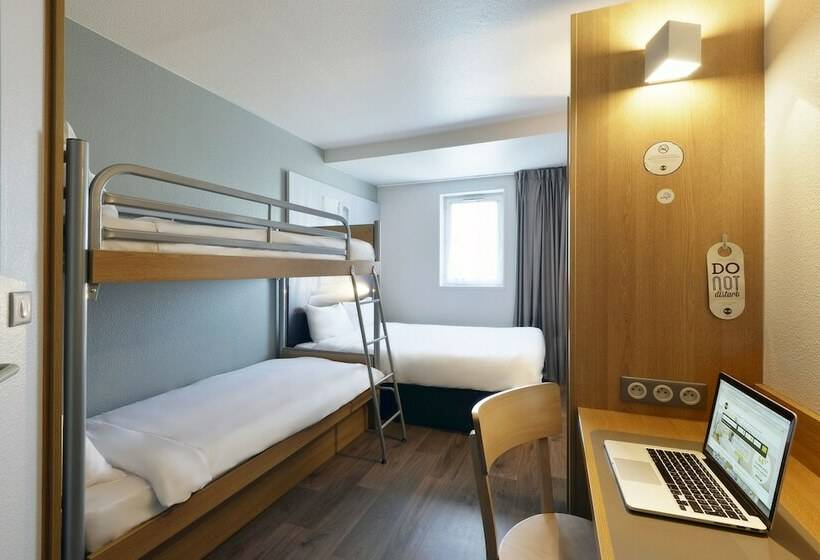 اتاق استاندارد چهار تخته, B&b Hotel Bourges 1