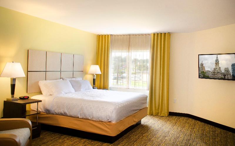 Номер Стандарт, Candlewood Suites   Lancaster West, An Ihg