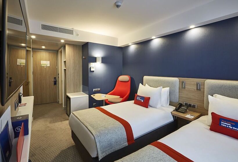 スタンダードルーム, Holiday Inn Express   Istanbul   Atakoy Metro, An Ihg