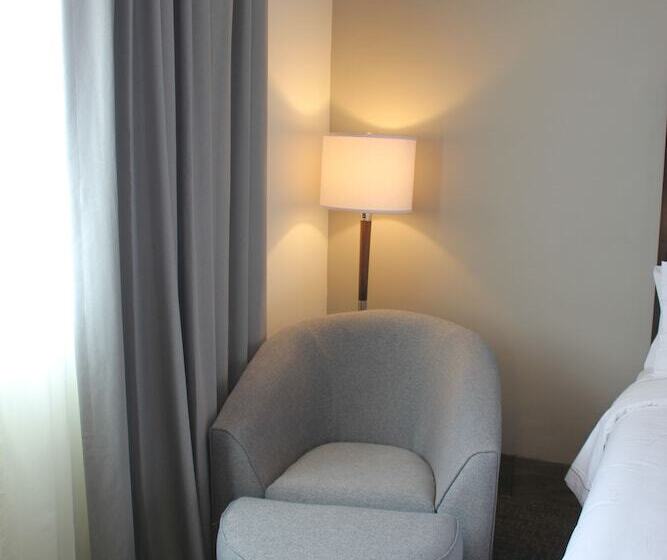 套房, Holiday Inn Express & Suites Silao Aeropuerto Terminal, An Ihg