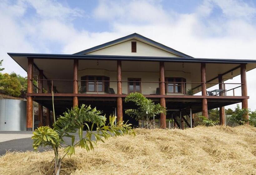 带泳池观景的豪华房, The Summit Bed & Breakfast