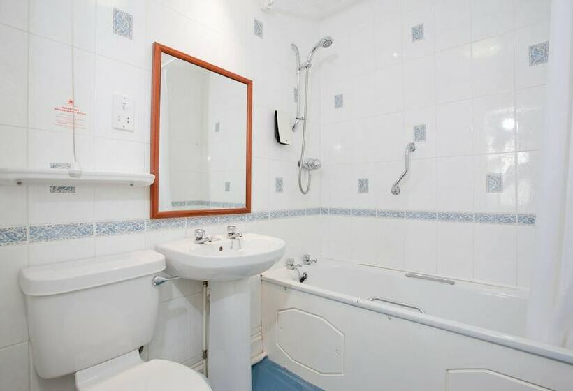 اتاق استاندارد یک نفره, Tlh Victoria Hotel   Tlh Leisure, Entertainment And Spa Resort