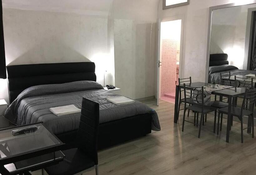 اتاق استاندارد چهار تخته, B&b Etnea Palace