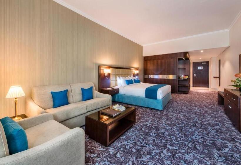 اتاق استاندارد با تخت بزرگ, Golden Tulip Doha