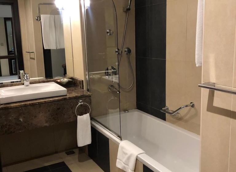اتاق استاندارد, Golden Tulip Doha