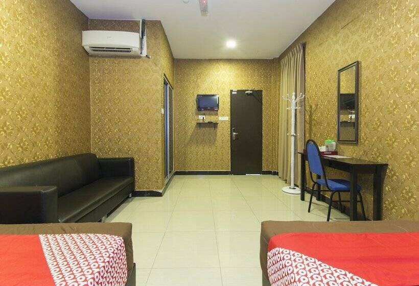 Family Suite, Night Queen