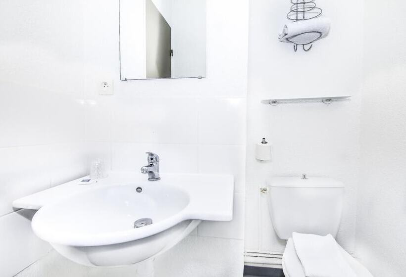 اتاق استاندارد سه نفره, Ibis Budget Besançon Ecole Valentin
