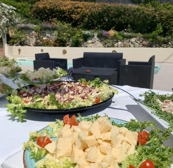 Четырехместный Номер Стандарт, Mercurio Sul Mare   Fish Restaurant And Private Beach