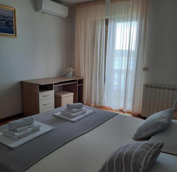 스탠다드 발코니 룸 바다 전망, Apartments And Rooms Vinko