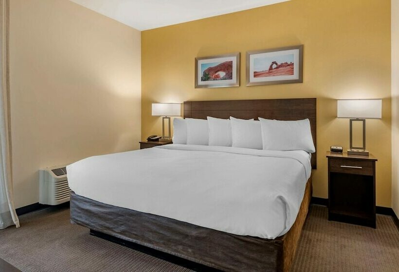 Люкс, Mainstay Suites Moab Near Arches National Park