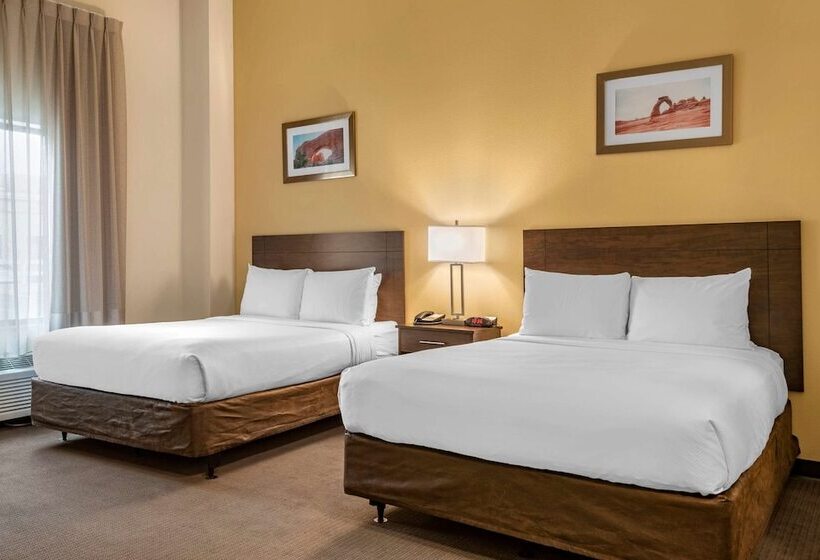 Люкс Адаптированный для Инвалидов, Mainstay Suites Moab Near Arches National Park