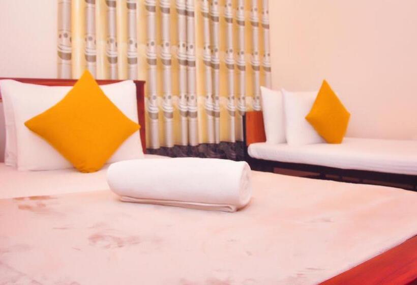Chambre Triple Standard, New Kandy Residence