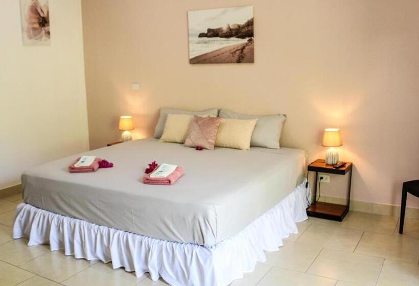 اتاق کلاسیک سه تخته, Tee K Lodge Tamarindo