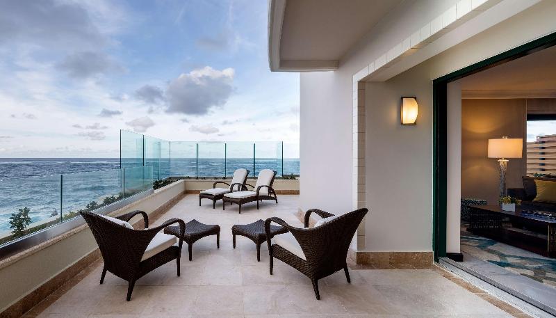 Номер Deluxe, Golden Tulip Essential Makassar