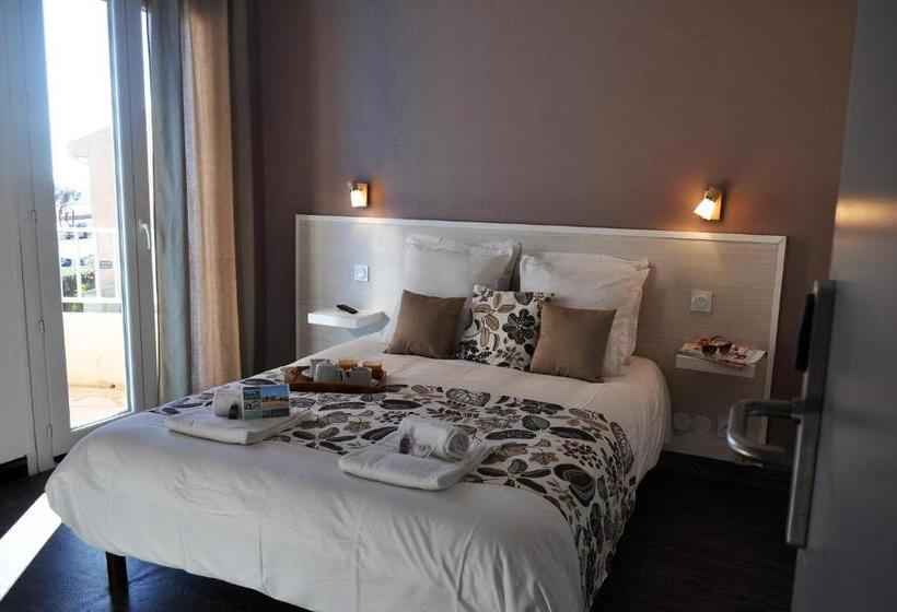 Номер Стандарт с Балконом, Hôtel De La Mer