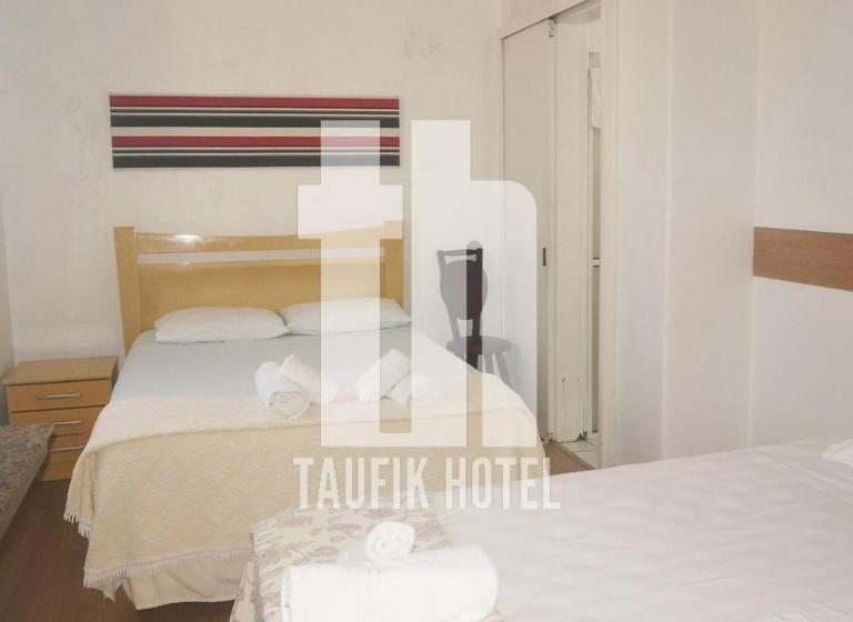 Трехместный Номер Deluxe, Taufik
