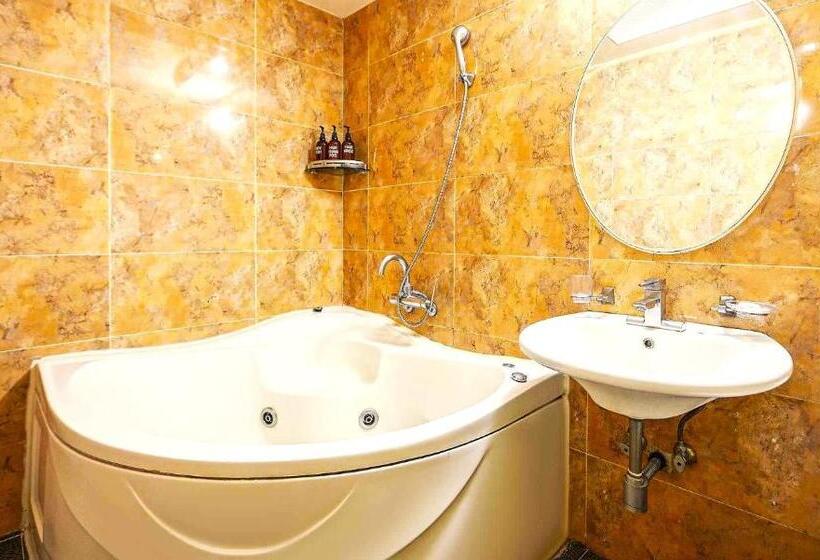 Номер Стандарт, Motel L Amant