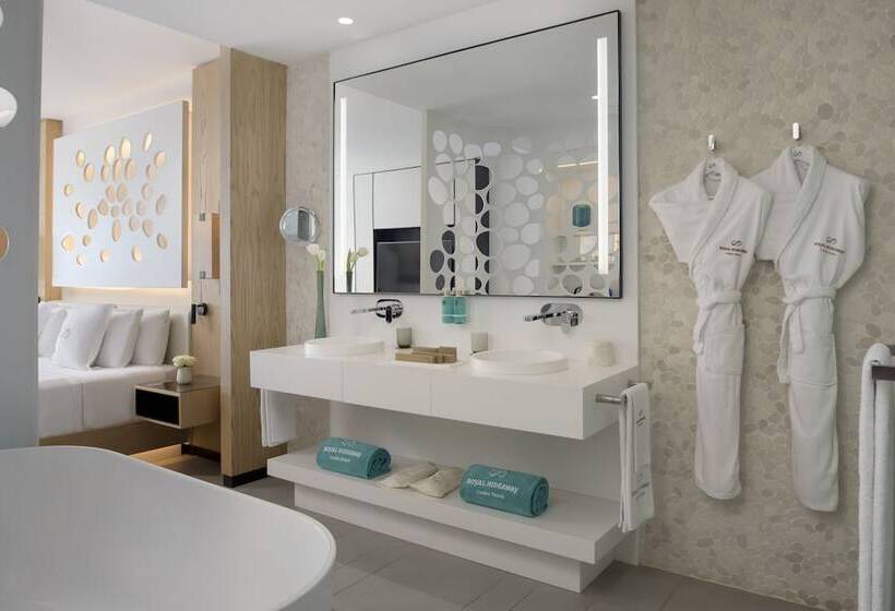 Полулюкс Вид на Море, Royal Hideaway Corales Beach   Adults Only