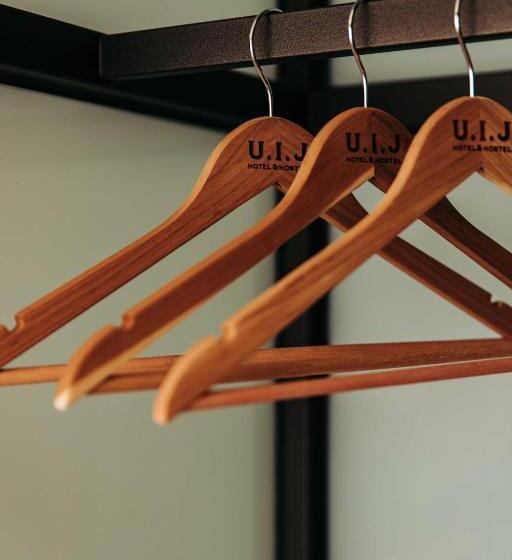اتاق استاندارد, U.i.j Hotel & Hostel