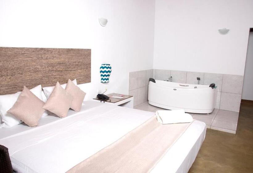 Номер Стандарт с Гидромассажем, Akas Hotel Apartamentos