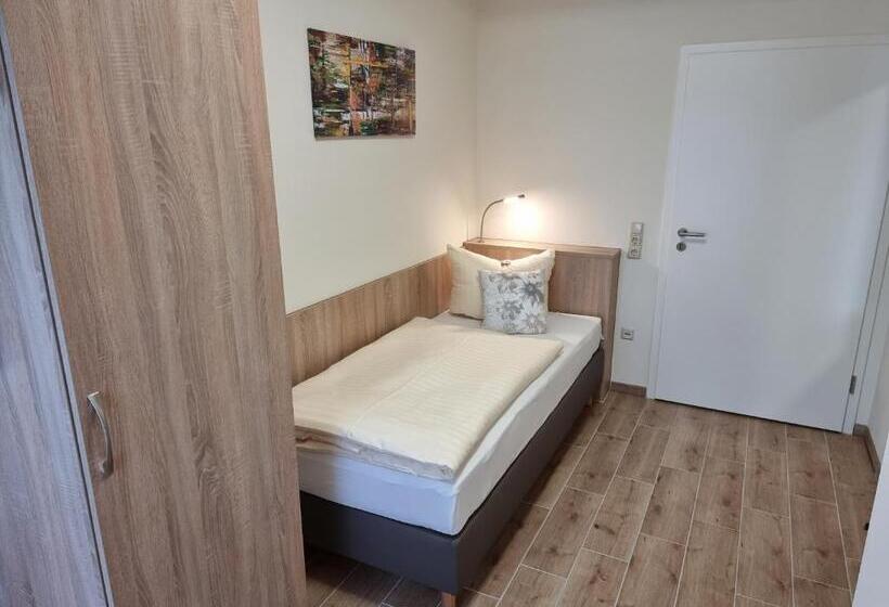 Номер Стандарт Индивидуальный, Gästehaus Grunewald Bed & Breakfast