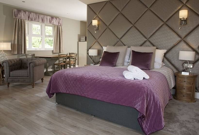 Студия Deluxe, Black Horse Beamish