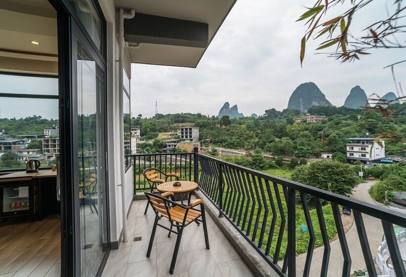 Номер Deluxe, The Bamboo Leaf Yangshuo