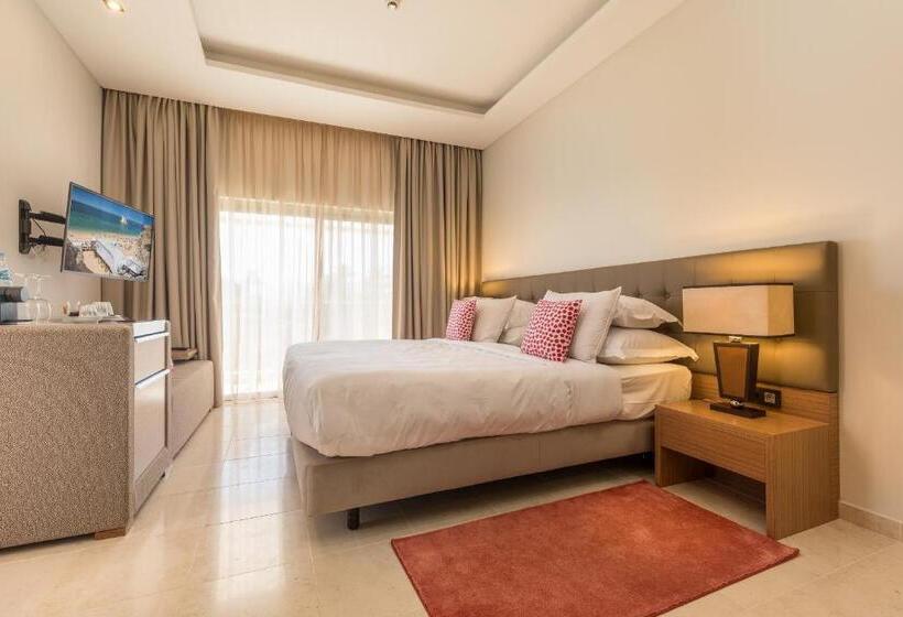 اتاق سوپریور با چشم‌انداز دریا, Caneiros Luxury House & Suites