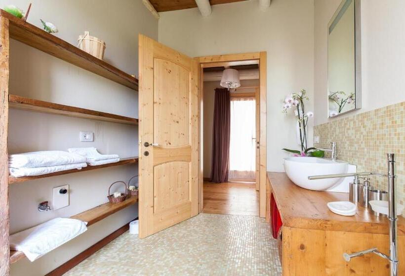 Четырехместный Номер Стандарт, Cascina Serenella B&b