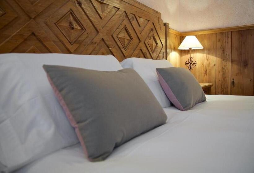 Номер Стандарт, Bouton D Or   Courmayeur