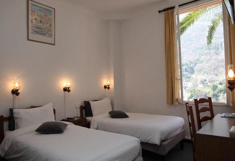 Номер Стандарт, Auberge Les Gorges Du Loup