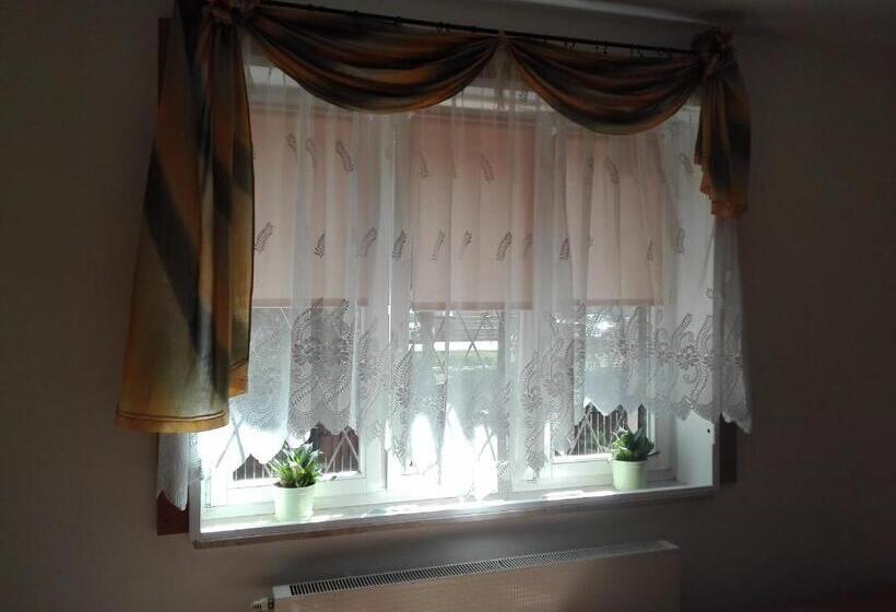 اتاق استاندارد, Hostel Madeira