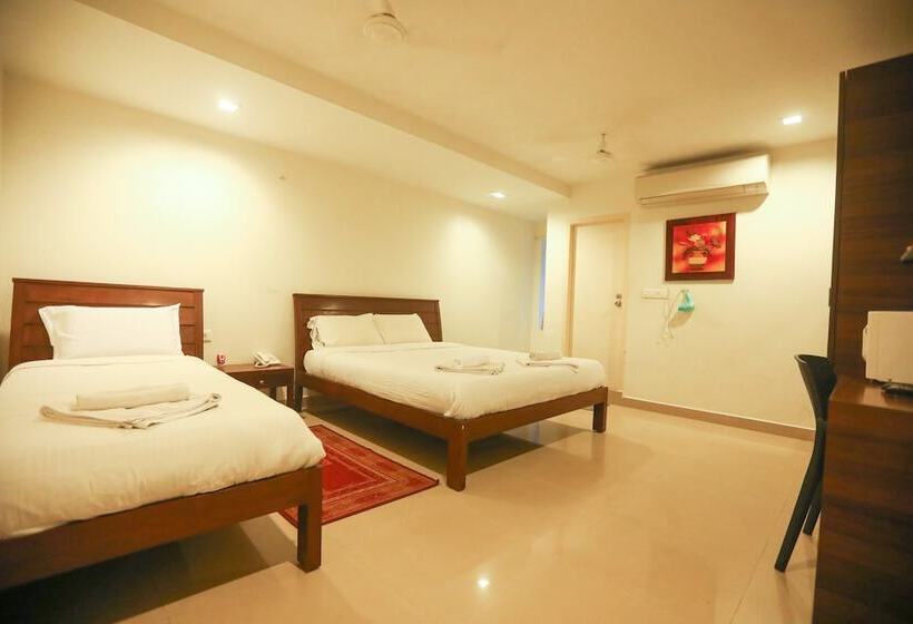 Трехместный Номер Deluxe, Ulo Aravindar Residency
