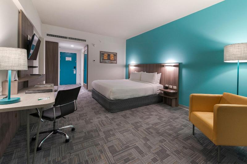 수피리어 룸, Holiday Inn   Lima Airport, An Ihg