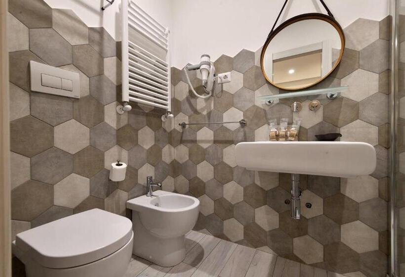 اتاق سوپریور سه تخته, Relais Barberini