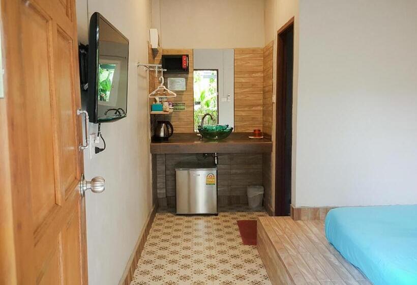 اتاق استاندارد, Glur Hostel