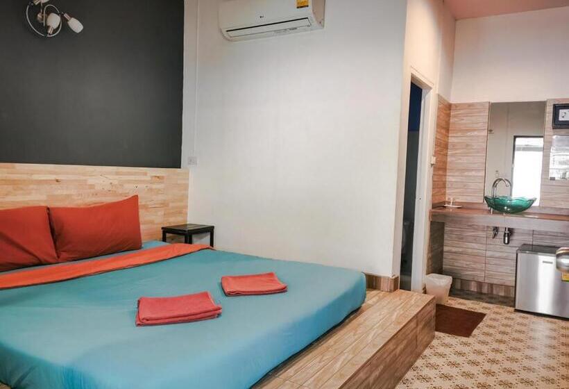 اتاق استاندارد, Glur Hostel