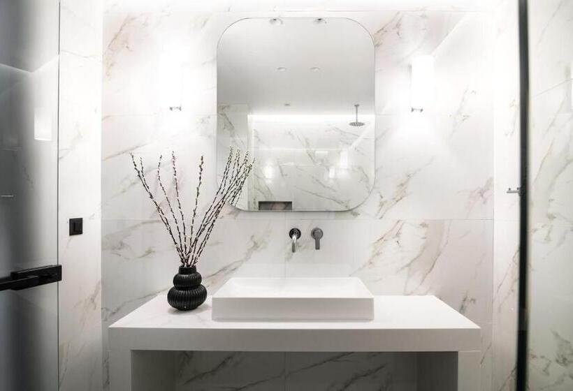 Люкс Повышенной Комфортности, Elegance Luxury Executive Suites  Adults Only