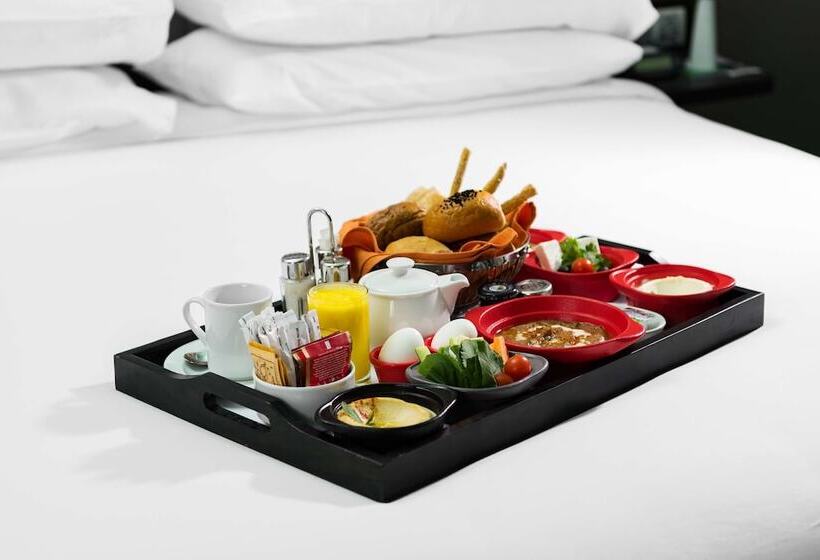 سوئیت جونیور با چشم‌انداز, Park Inn By Radisson Makkah Al Naseem