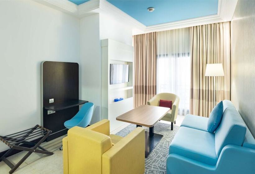 سوئیت با چشم‌انداز, Park Inn By Radisson Makkah Al Naseem